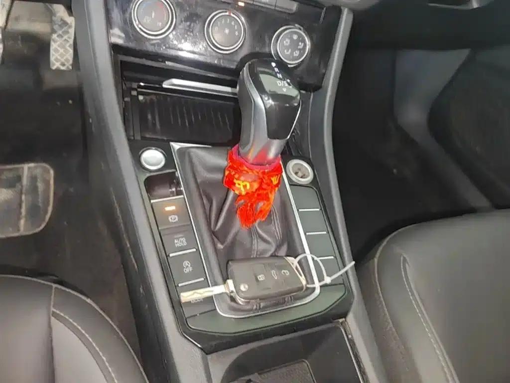 2020 Volkswagen Sagitar 200TSI DSG Comfort Model (China VI Emission Standard) — миниатюра 14
