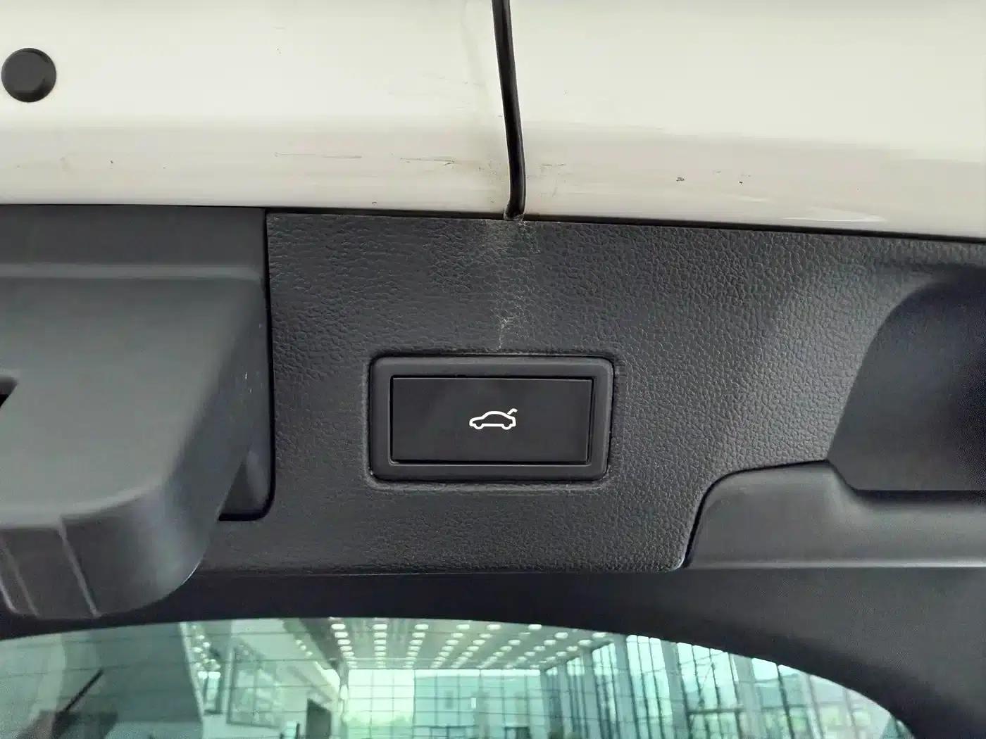 Lamando 2022 Lamando L 280TSI DSG Hot Edition — миниатюра 17