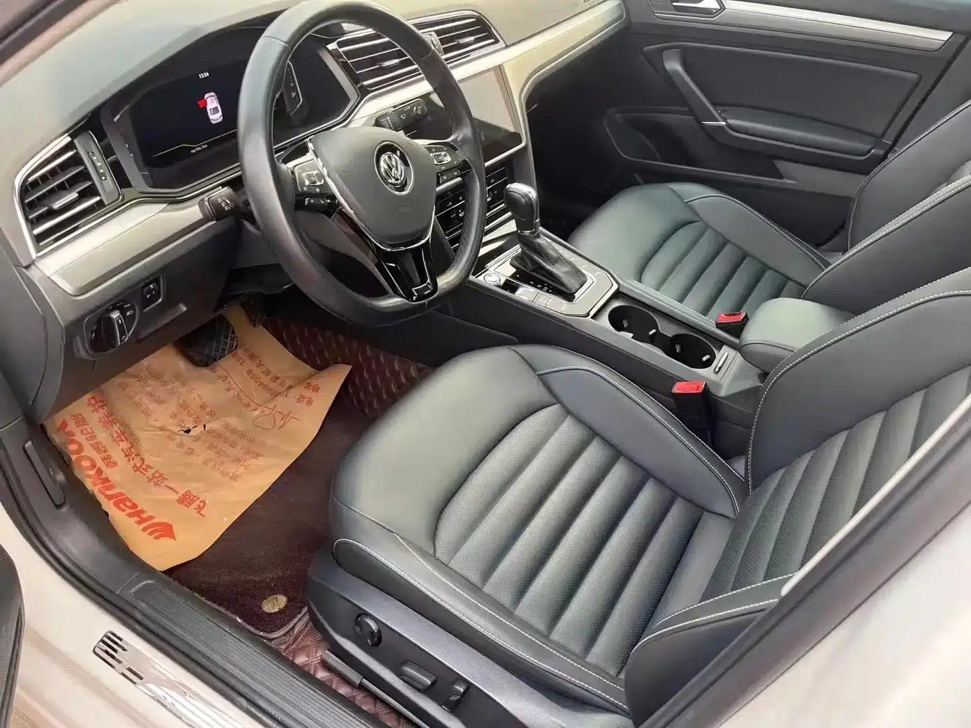 Lamando 2021 280TSI DSG Luxury Phantom Edition — миниатюра 4
