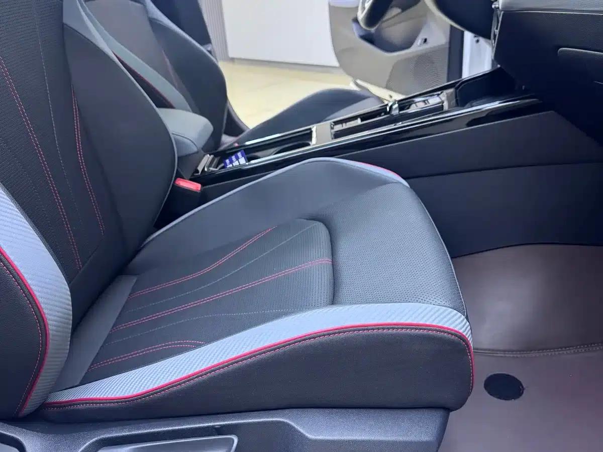 Lamando 2023 Lamando L 280TSI DSG Hot Edition — миниатюра 13