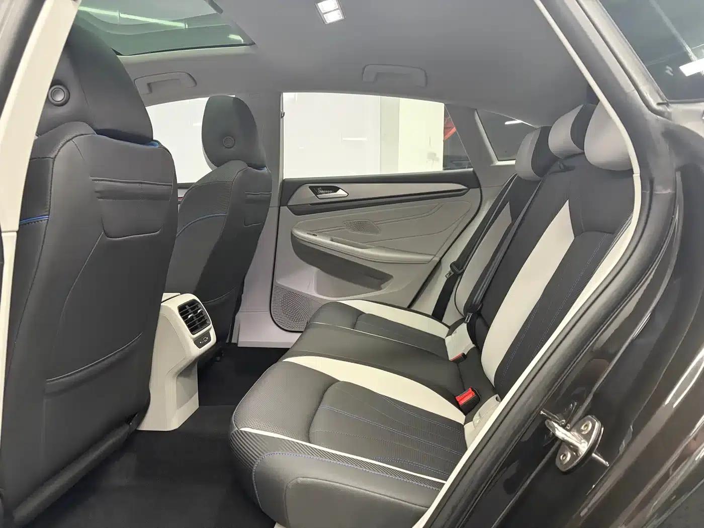Lamando 2022 Lamando L 280TSI DSG Hot Edition — миниатюра 16