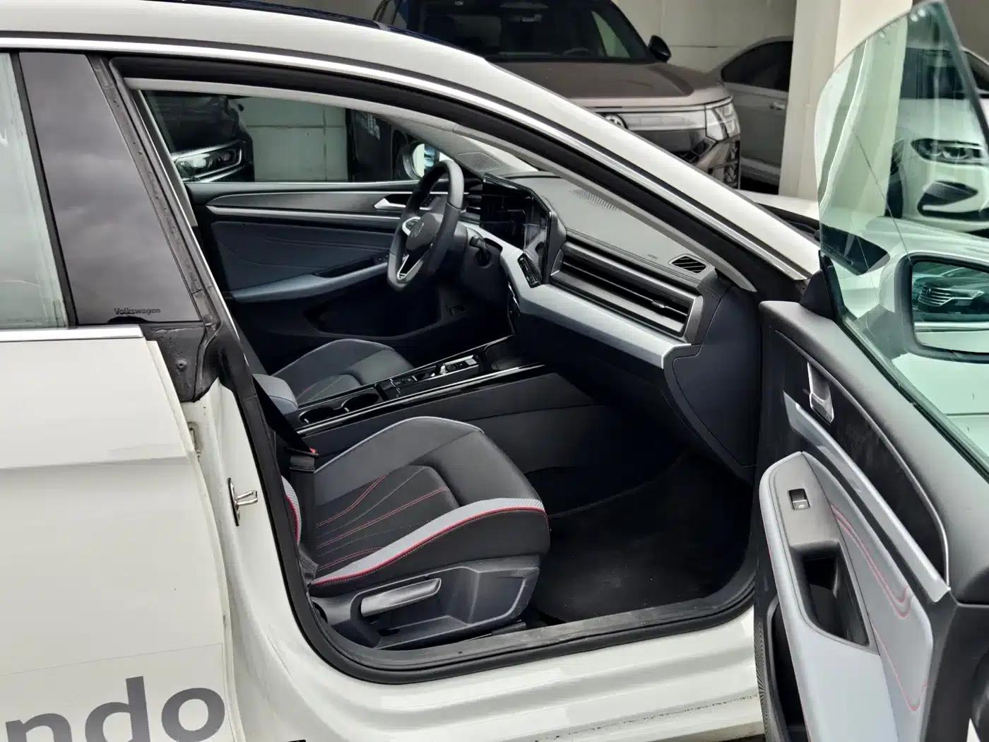 Lamando 2025 Lamando L 280TSI DSG Hot Edition — миниатюра 2