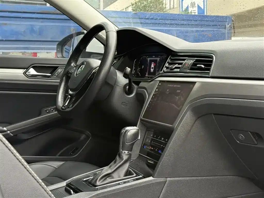 Lamando 2021 Facelift 280TSI DSG Comfort Edition — миниатюра 17