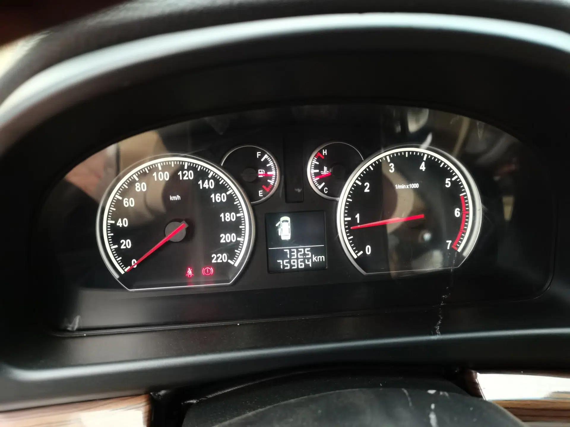 Jinbei Grace 2014 2.0L Luxury Short-Wheelbase 7-Seater 1TR — миниатюра 12