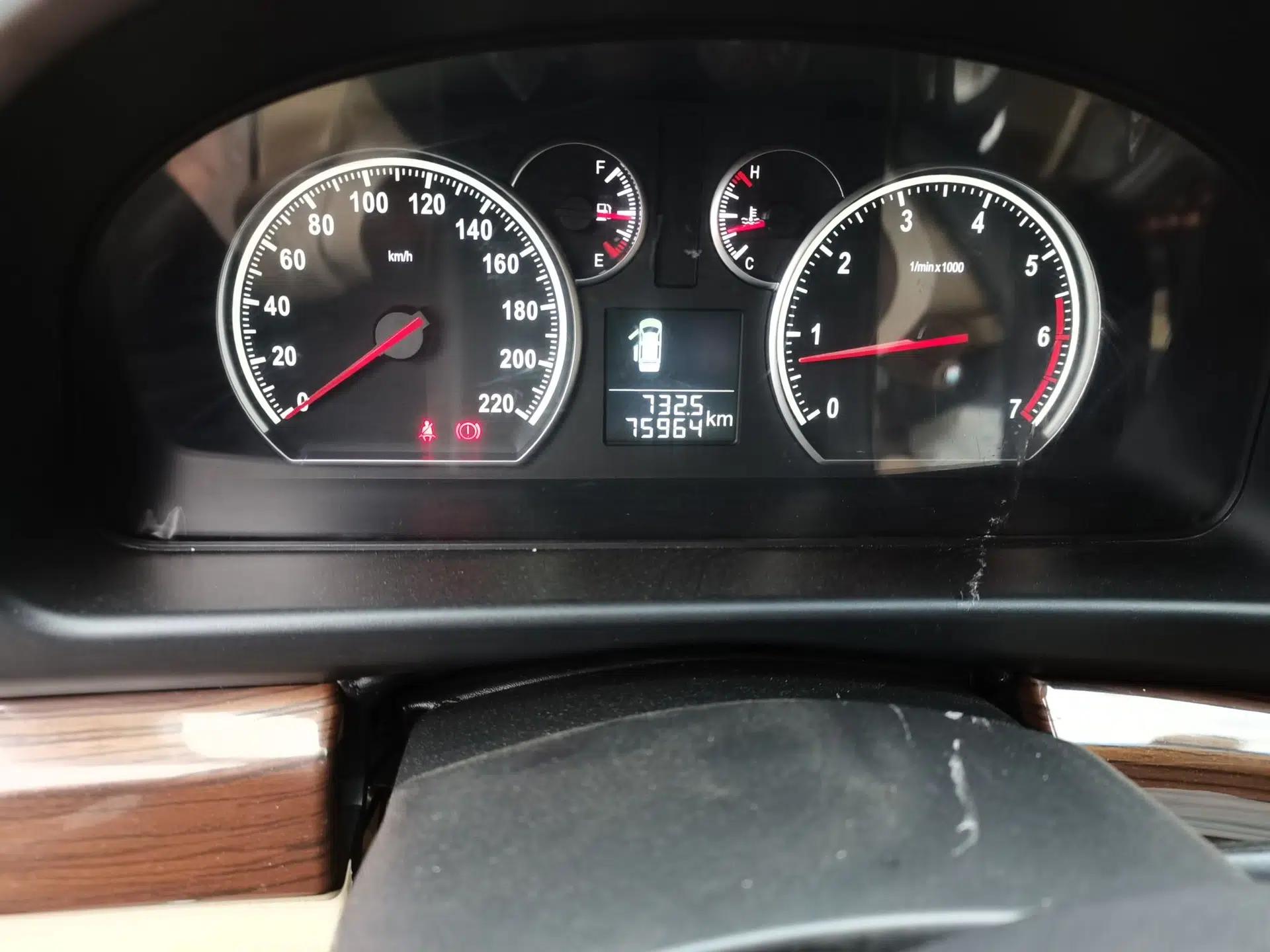 Jinbei Grace 2014 2.0L Luxury Short-Wheelbase 7-Seater 1TR — миниатюра 13