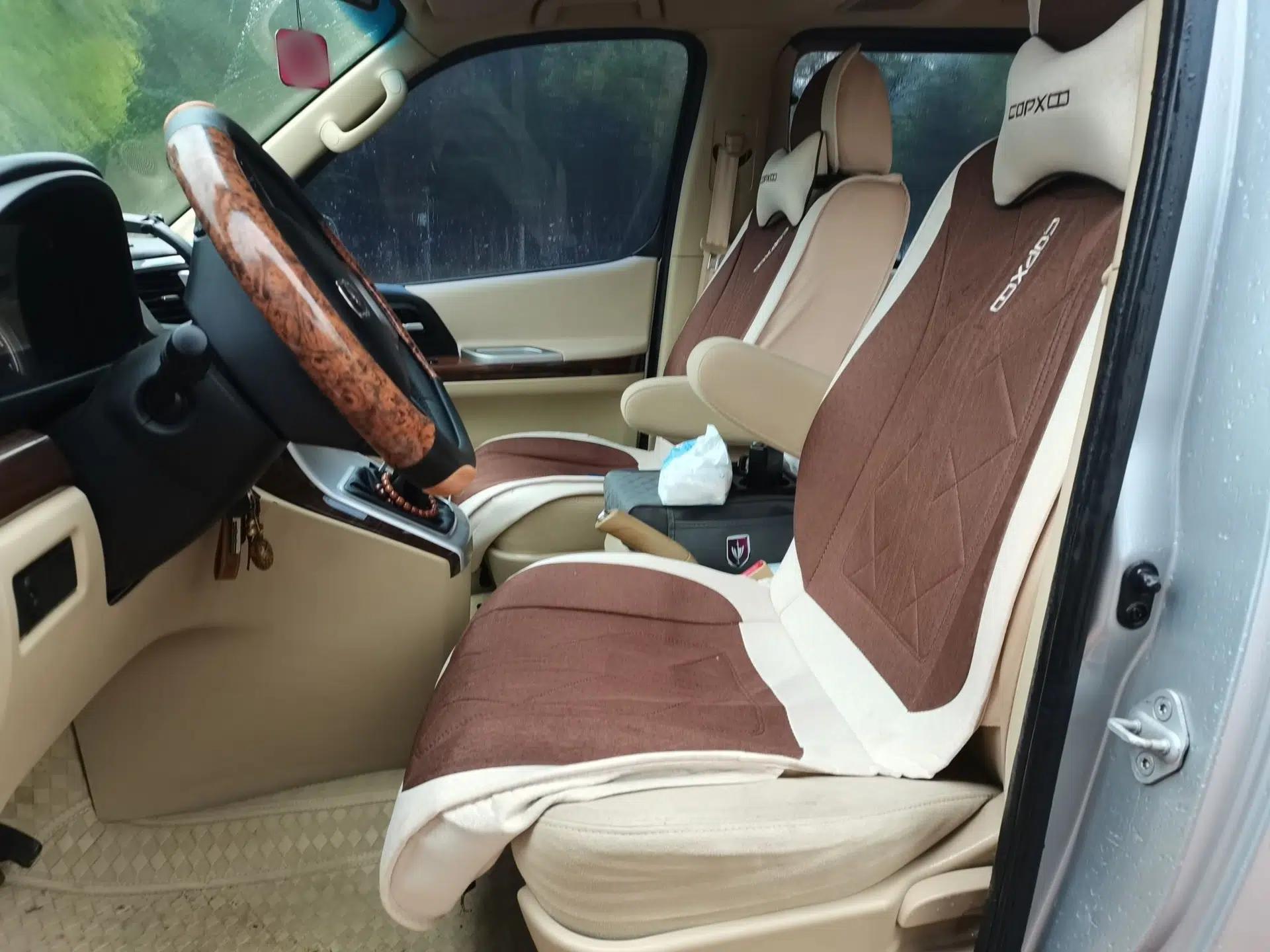 Jinbei Grace 2014 2.0L Luxury Short-Wheelbase 7-Seater 1TR — миниатюра 16