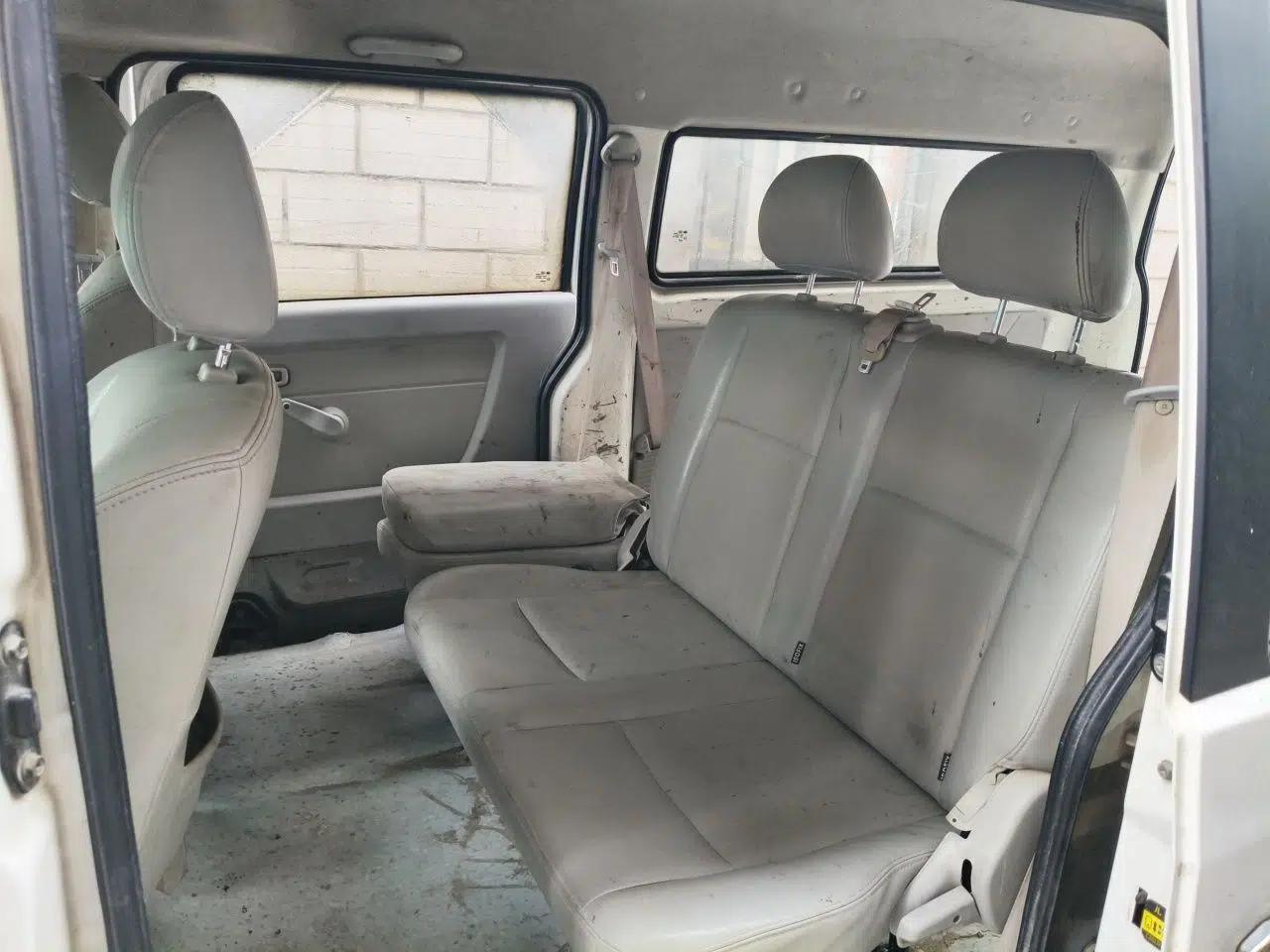 Jinbei New Hiace X30L 2018 1.5L Box Truck Wealth Edition DLCG14 — миниатюра 18