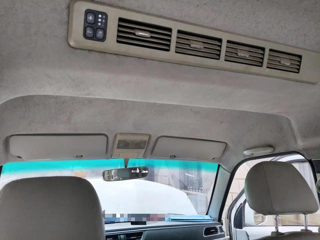 Jinbei New Hiace X30L 2018 1.5L Box Truck Wealth Edition DLCG14 — миниатюра 19