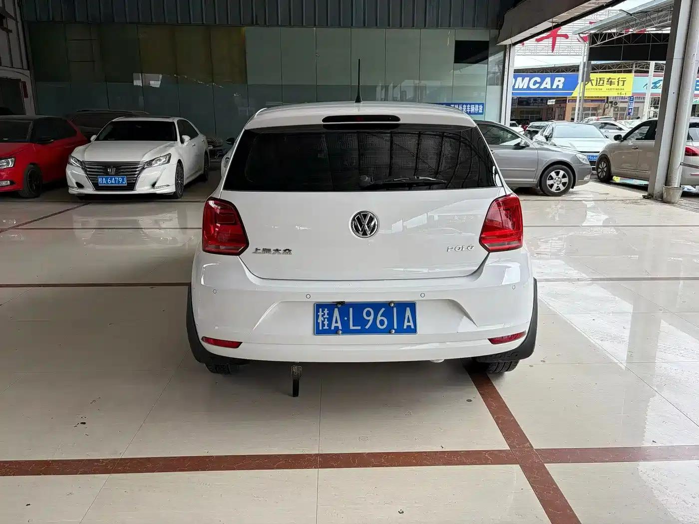 2014 Polo 1.4L Automatic Comfort Edition — миниатюра 3