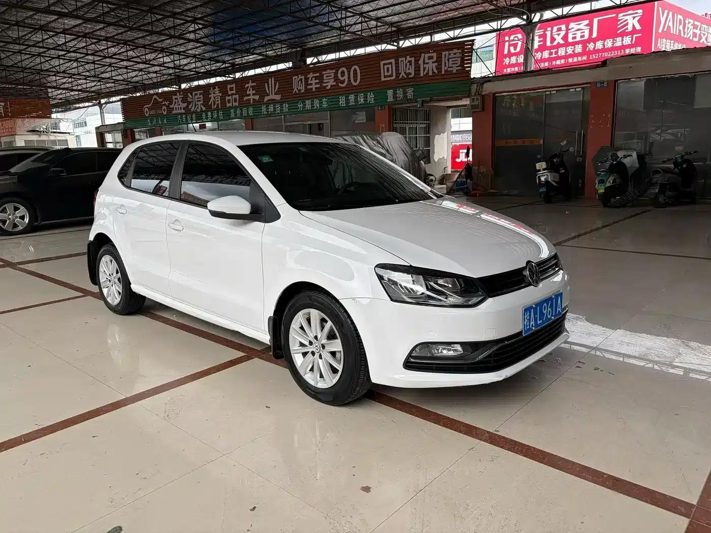 2014 Polo 1.4L Automatic Comfort Edition — миниатюра 5