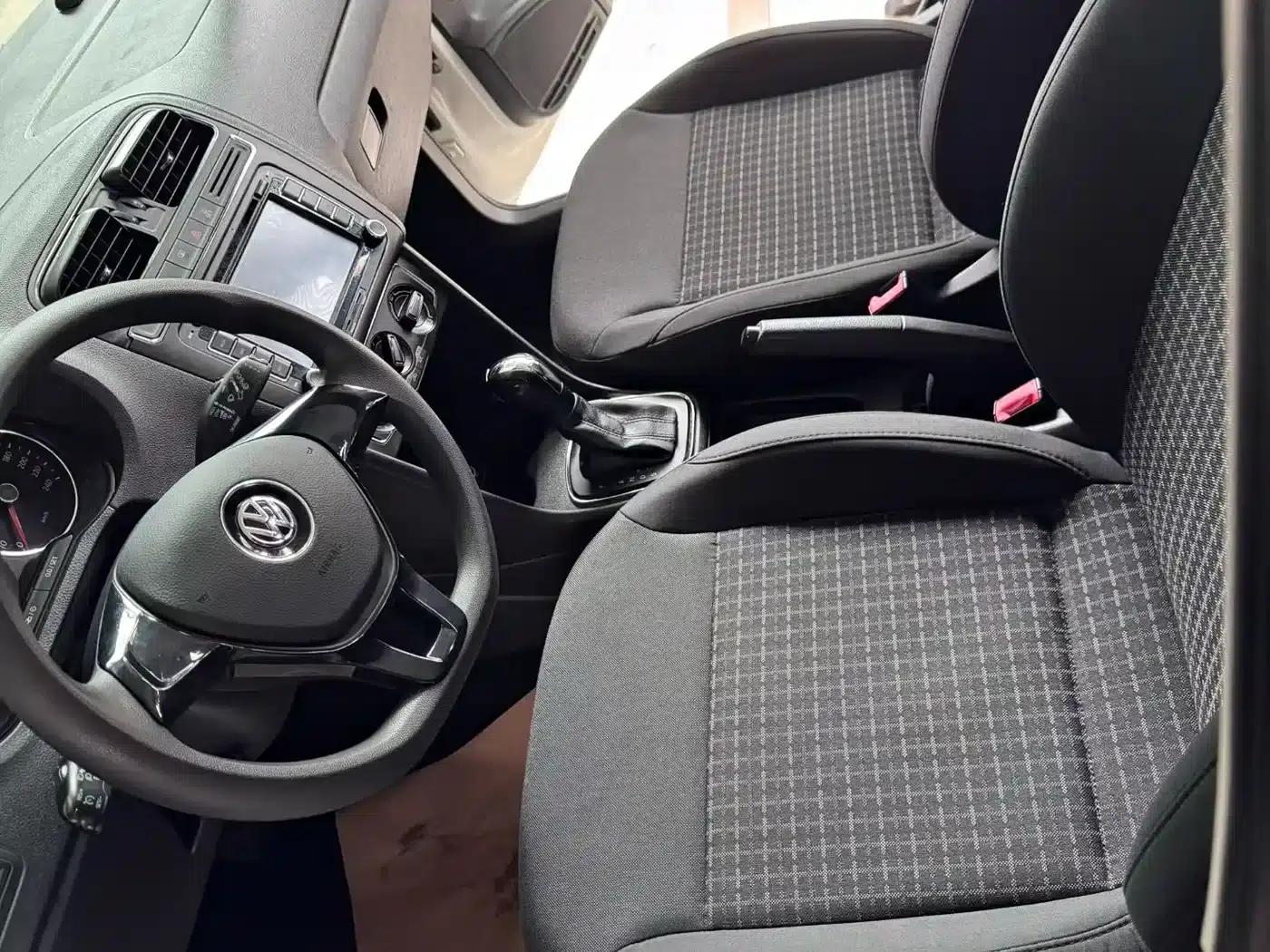 2014 Polo 1.4L Automatic Comfort Edition — миниатюра 8