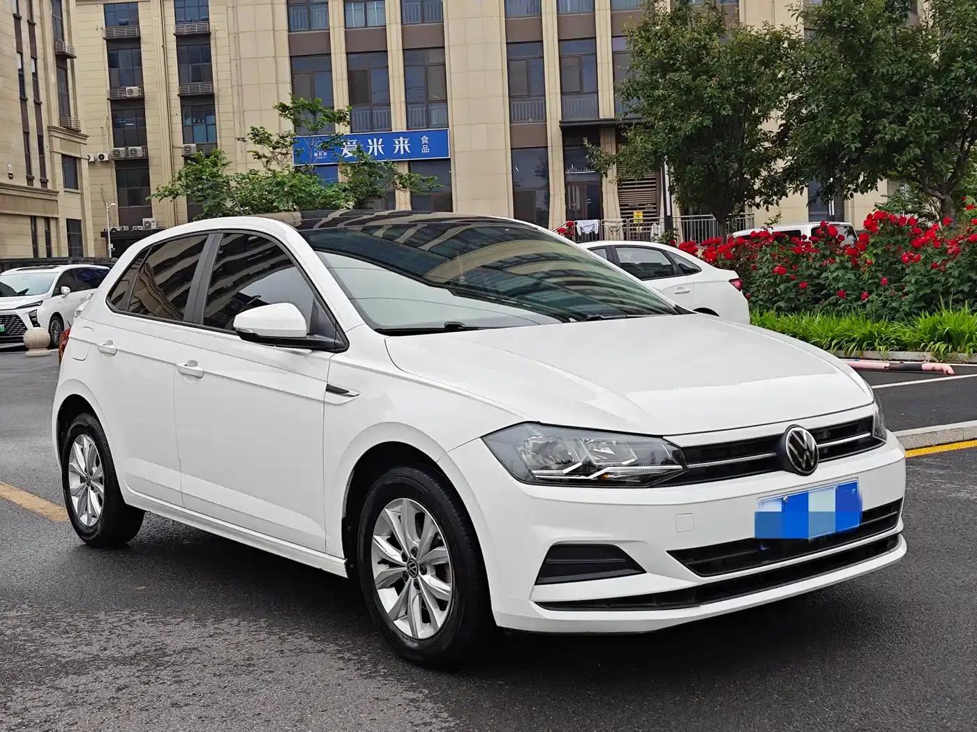 2021 Polo Plus 1.5L Automatic Colorful Technology Edition — миниатюра 3