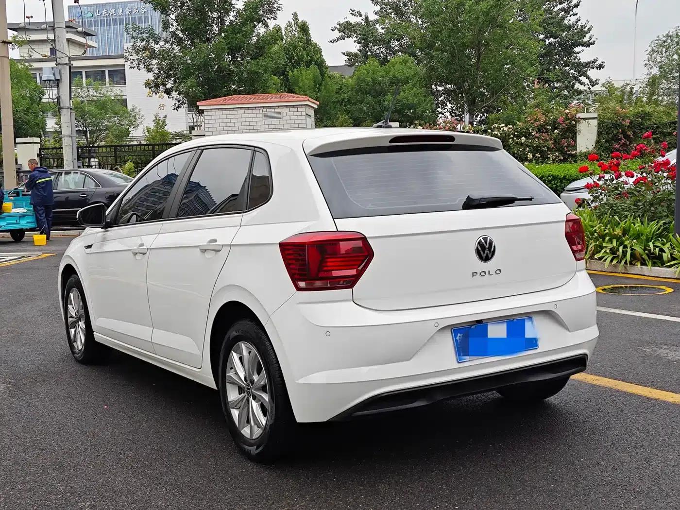 2021 Polo Plus 1.5L Automatic Colorful Technology Edition — миниатюра 4