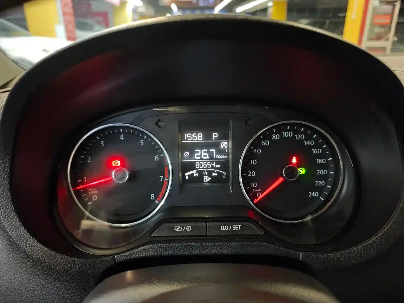 2018 Polo 1.5L Automatic Comfort Edition — миниатюра 5