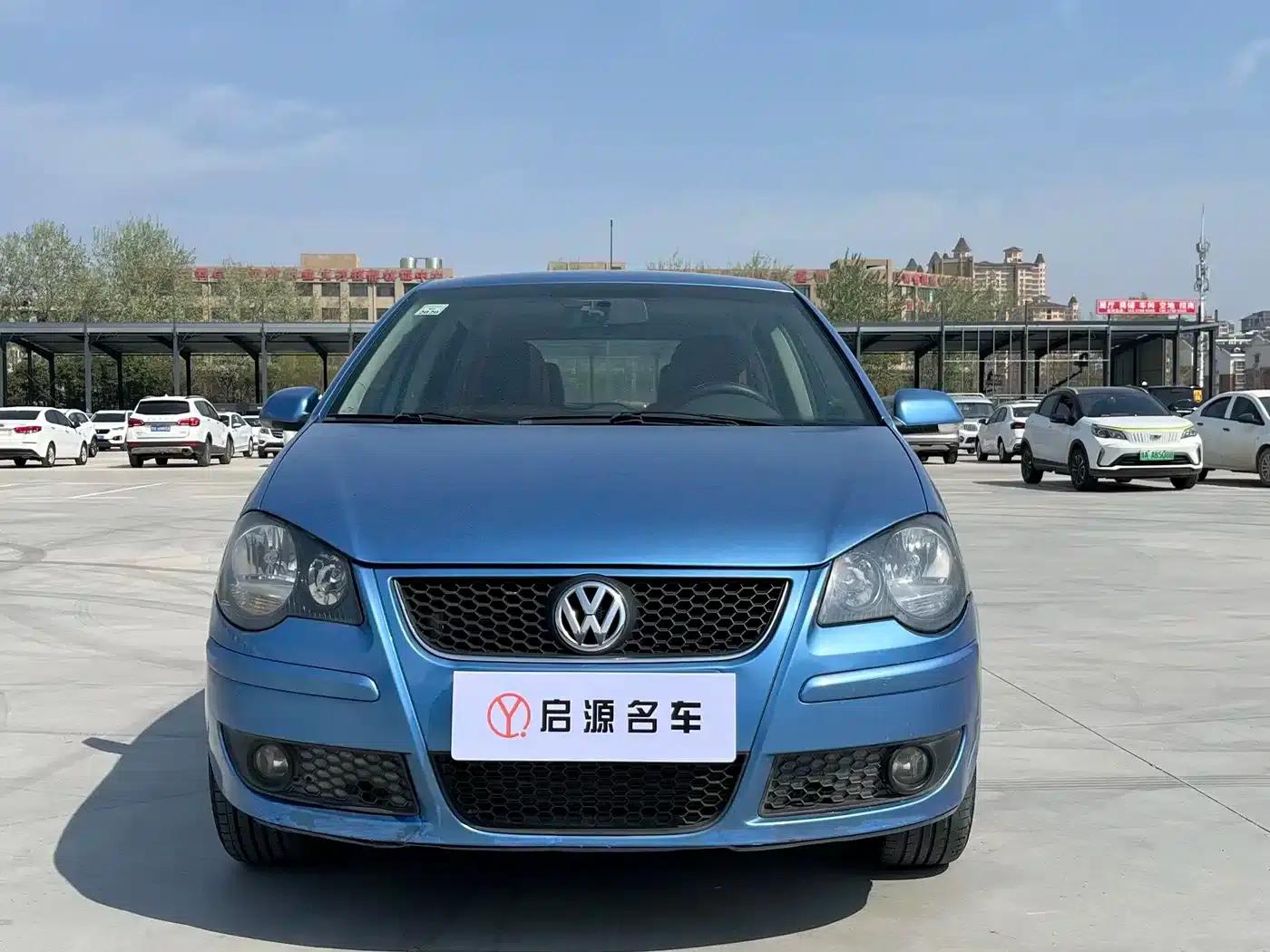 2009 Polo Sporty 1.6L Automatic — миниатюра 2