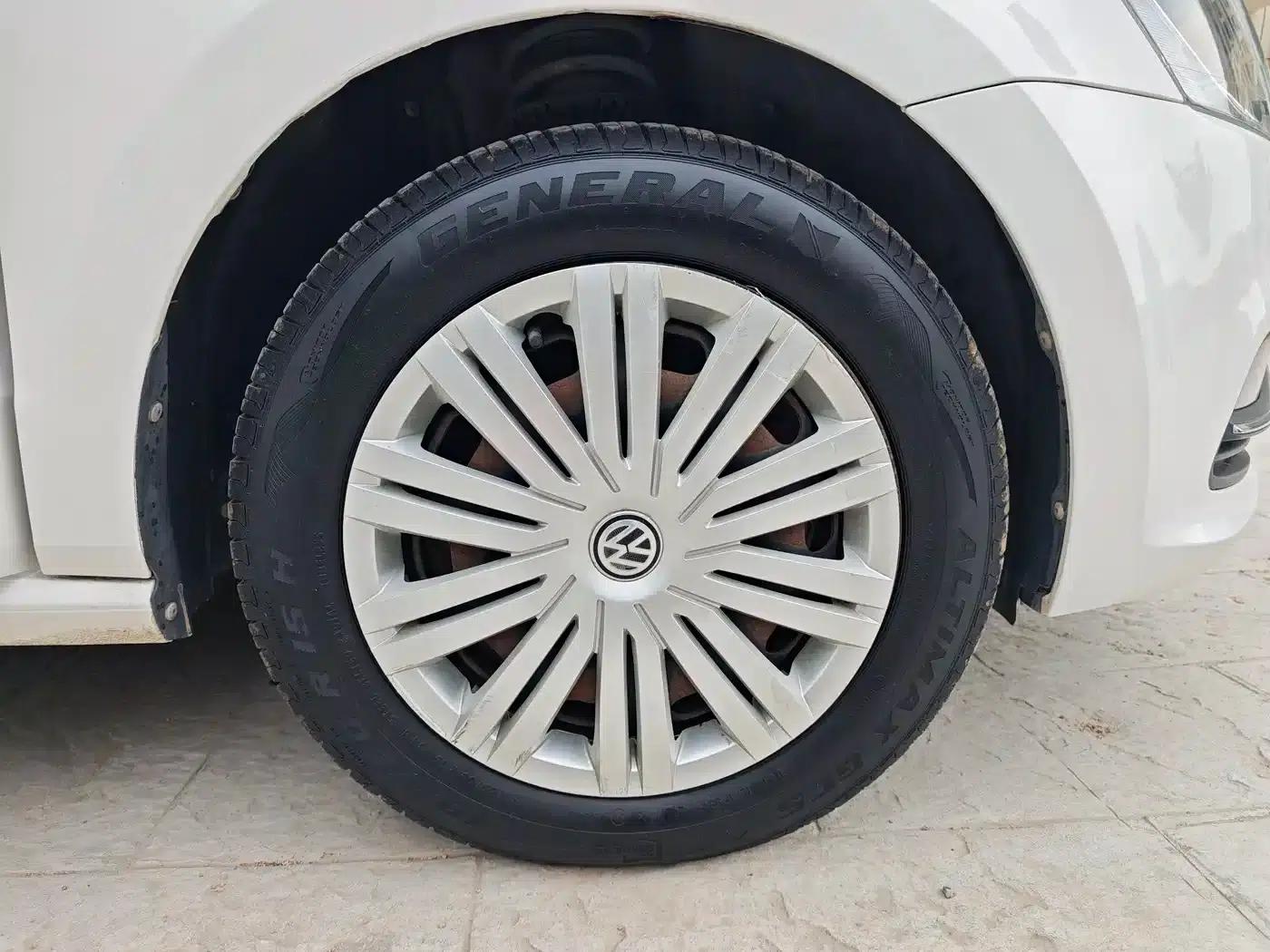 2016 Polo 1.6L Automatic Comfort Model — миниатюра 16