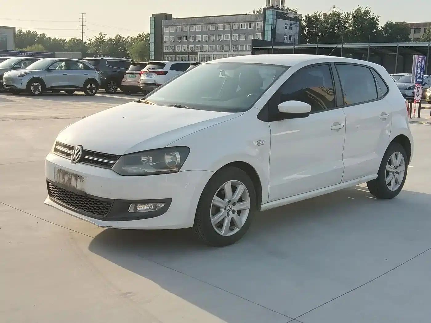 2013 Polo 1.4L Automatic Comfort Edition — миниатюра 1