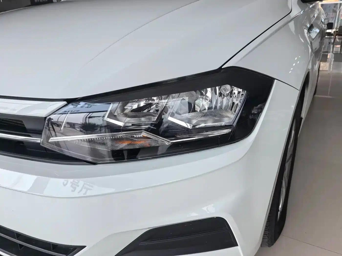2021 Polo Plus 1.5L Automatic Colorful Technology Edition — миниатюра 11