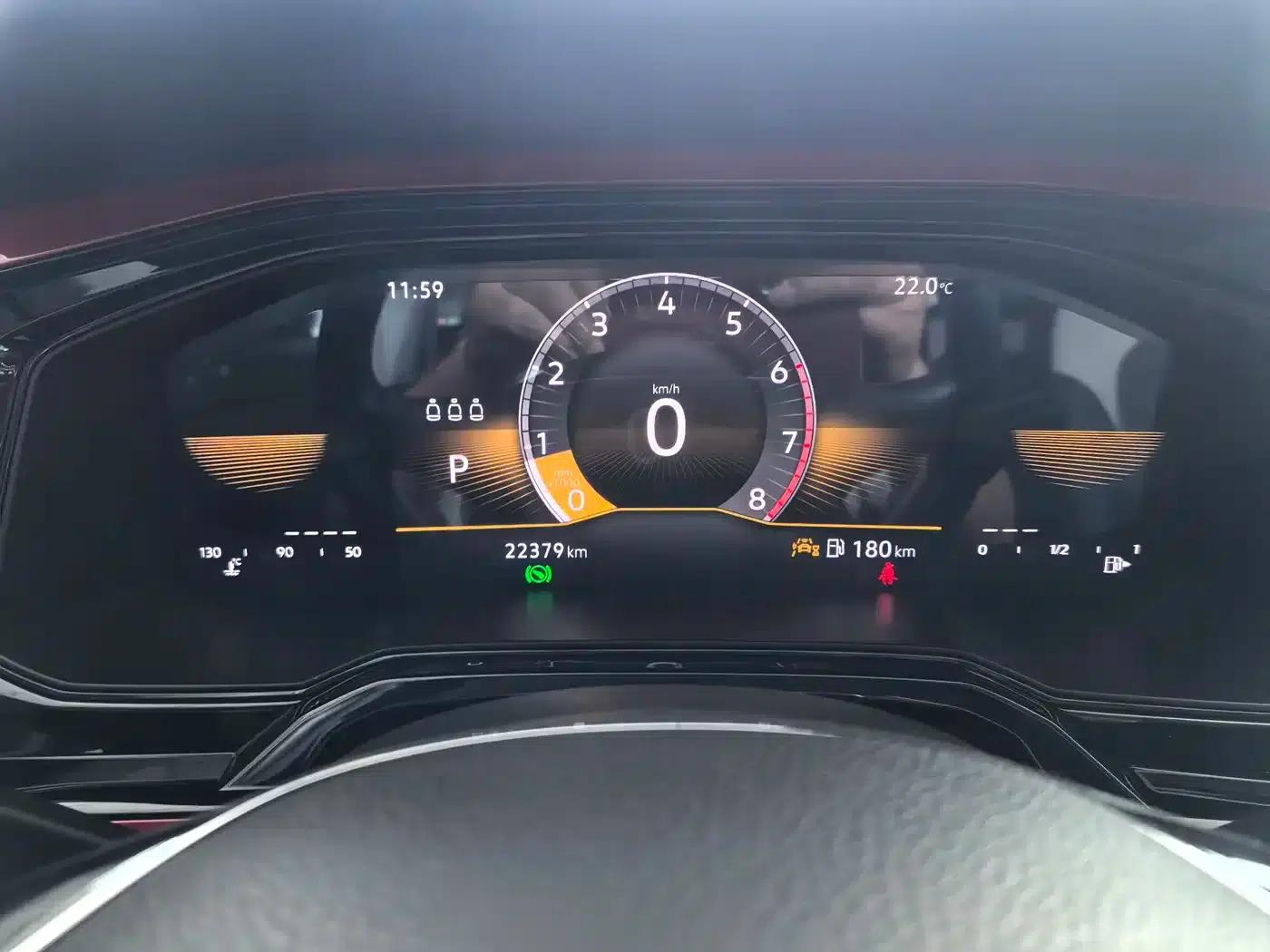 2021 Polo Plus 1.5L Automatic Colorful Technology Edition — миниатюра 9