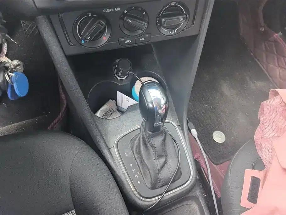 2018 Polo 1.5L Automatic Comfort Edition — миниатюра 16