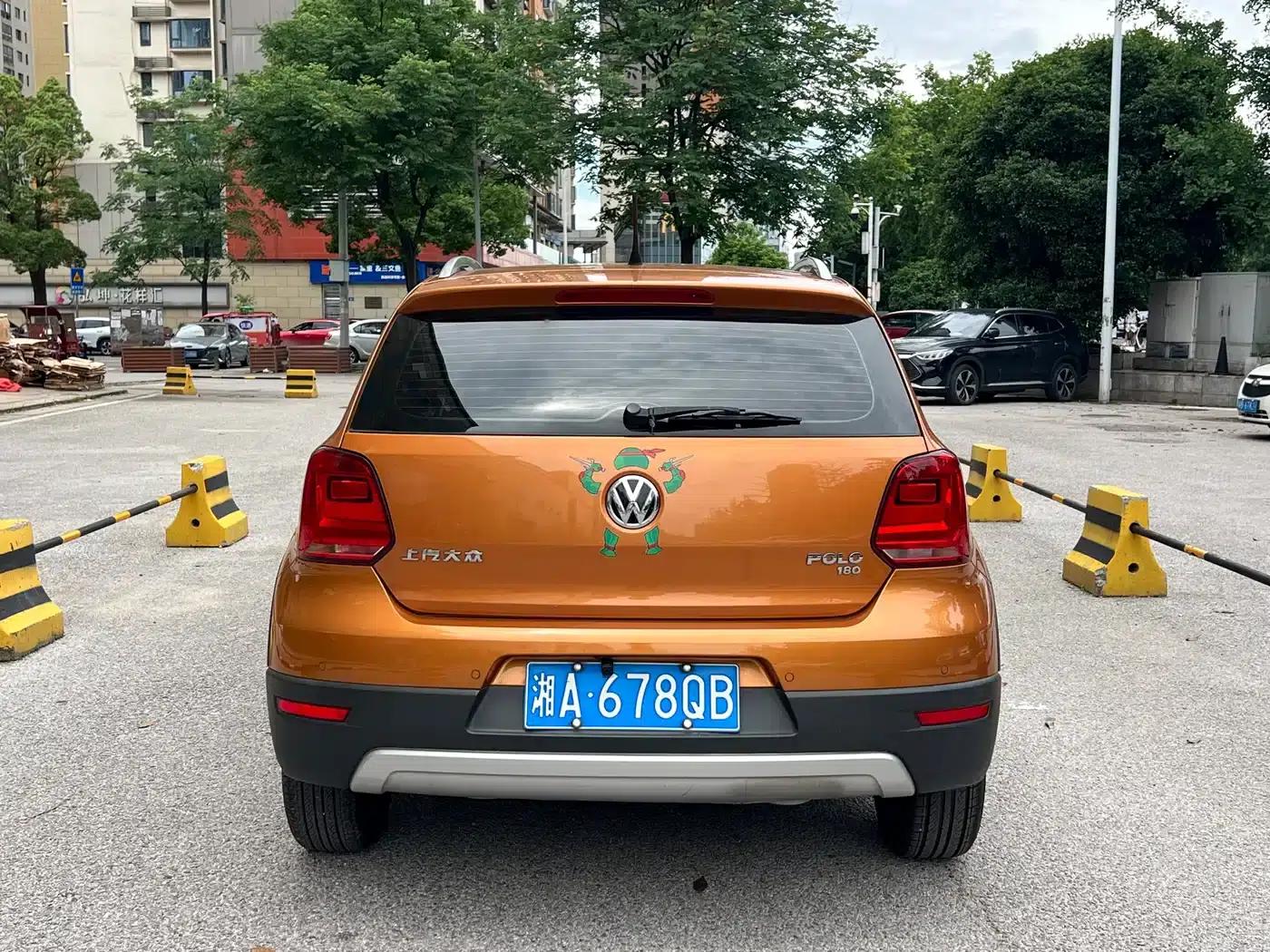 2018 Polo 1.5L Cross Polo Automatic — миниатюра 26