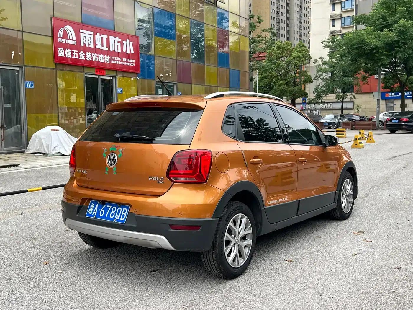 2018 Polo 1.5L Cross Polo Automatic — миниатюра 27