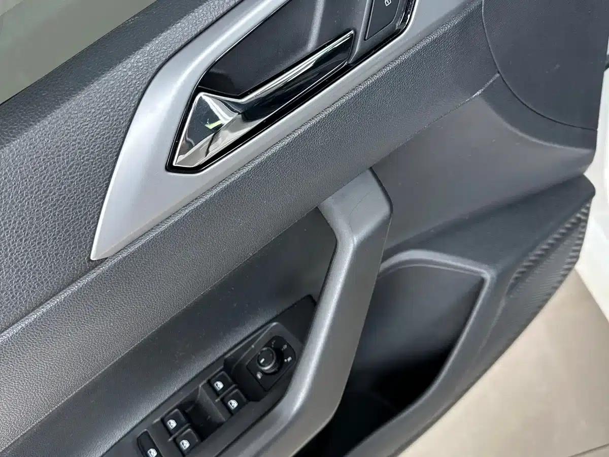 2019 Polo Plus 1.5L Automatic Panoramic Enjoyment Edition — миниатюра 13