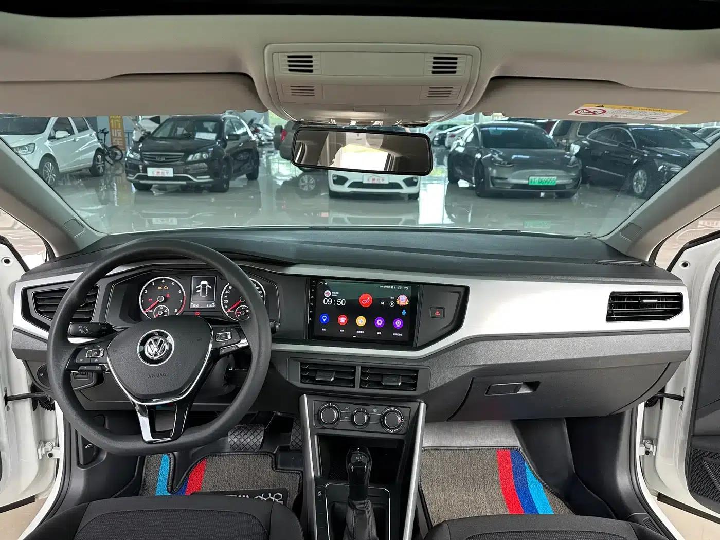 2019 Polo Plus 1.5L Automatic Panoramic Enjoyment Edition — миниатюра 5