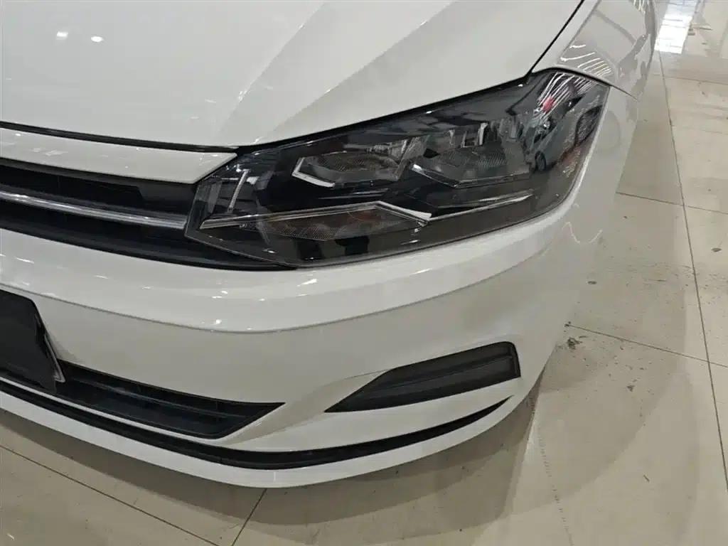 2019 Polo Plus 1.5L Automatic Colorful Technology Edition — миниатюра 24
