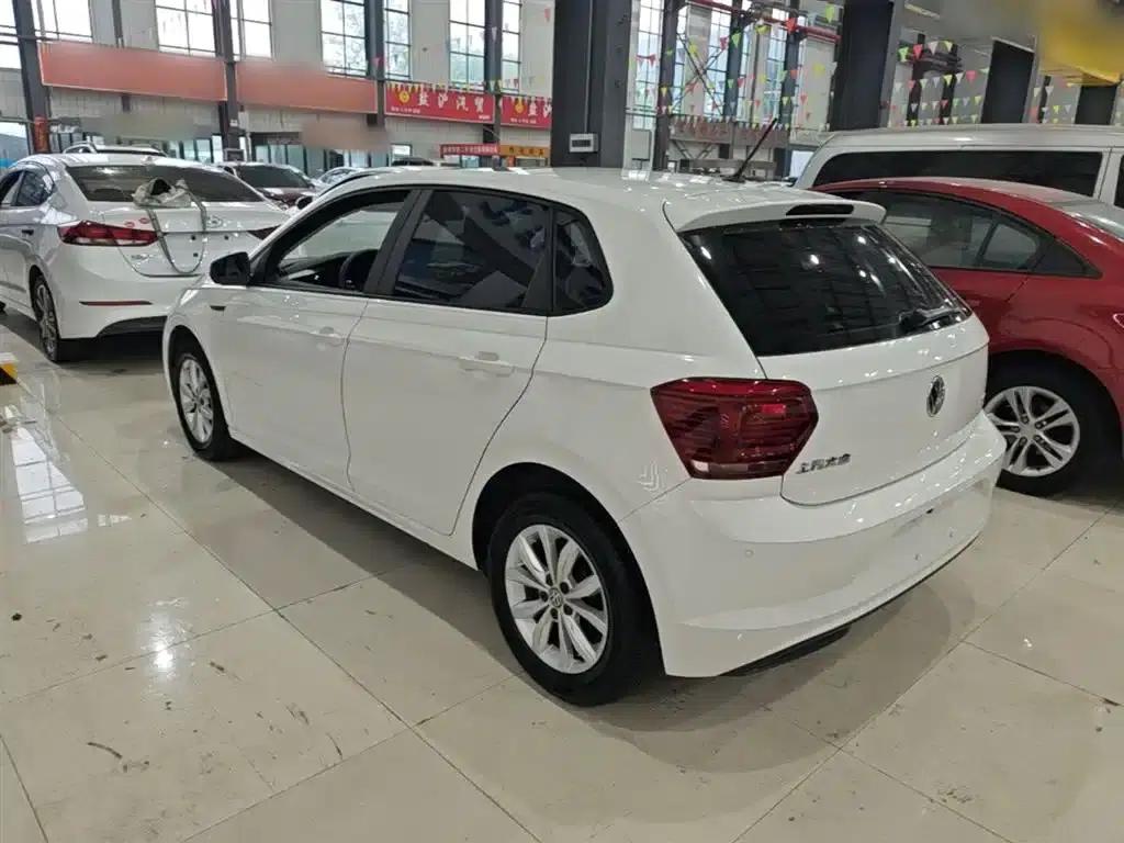2019 Polo Plus 1.5L Automatic Colorful Technology Edition — миниатюра 5