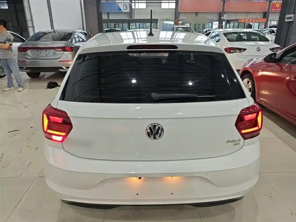 2019 Polo Plus 1.5L Automatic Colorful Technology Edition — миниатюра 6