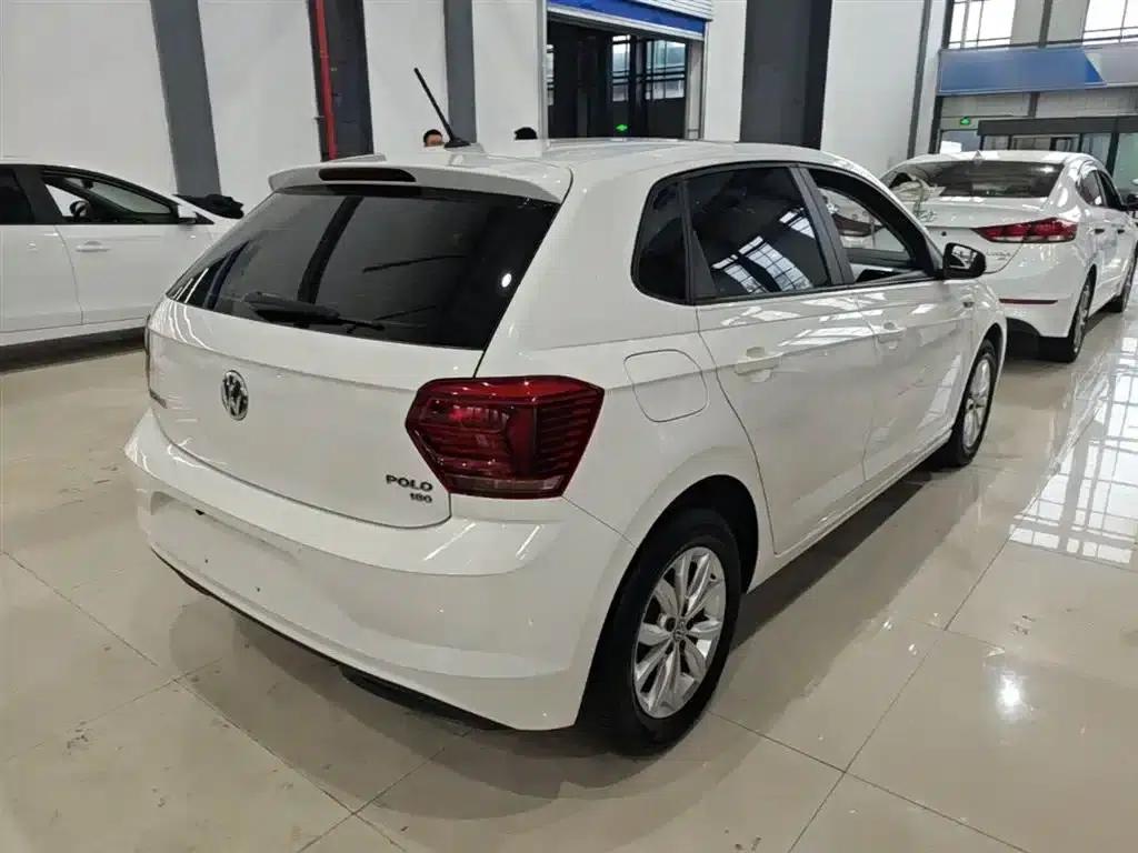 2019 Polo Plus 1.5L Automatic Colorful Technology Edition — миниатюра 7