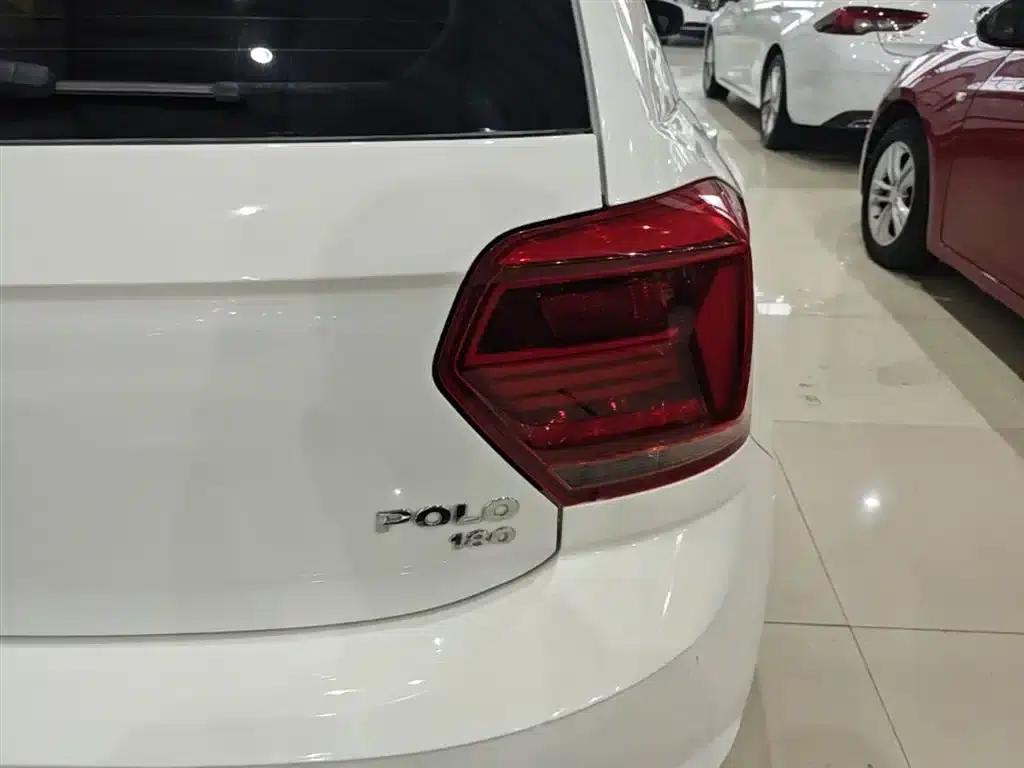 2019 Polo Plus 1.5L Automatic Colorful Technology Edition — миниатюра 8