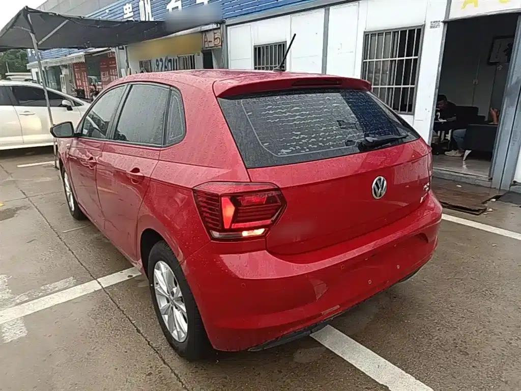 2019 Polo Plus 1.5L Automatic Colorful Technology Edition — миниатюра 5