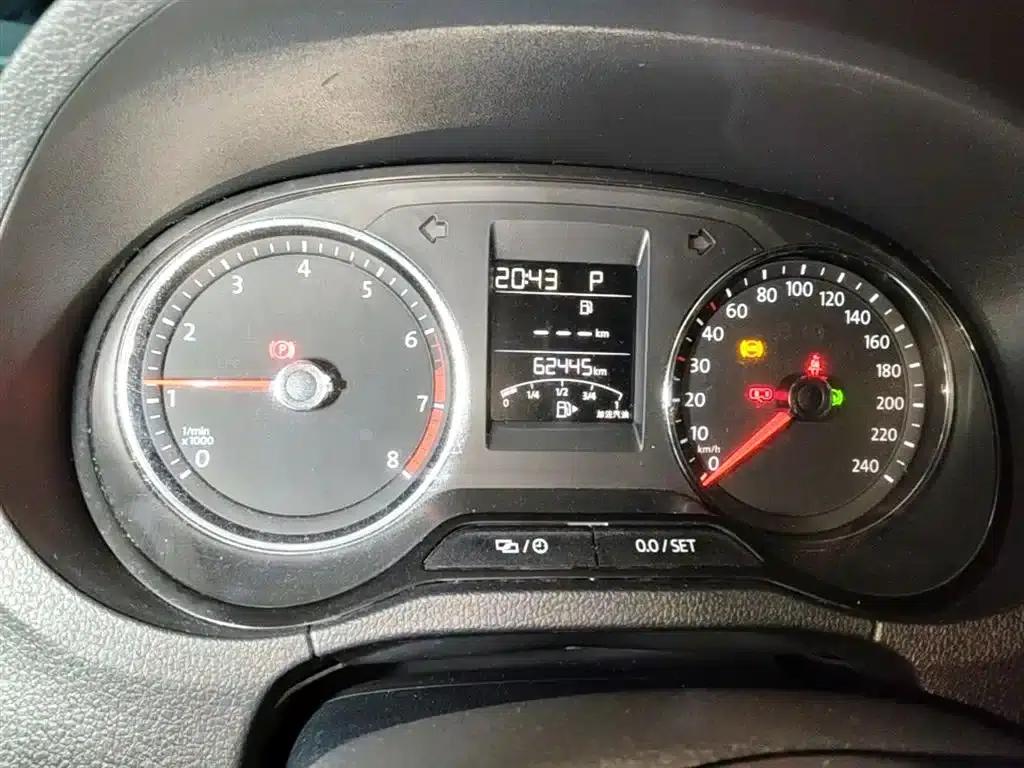 2016 Polo 1.6L Automatic Comfort Model — миниатюра 12