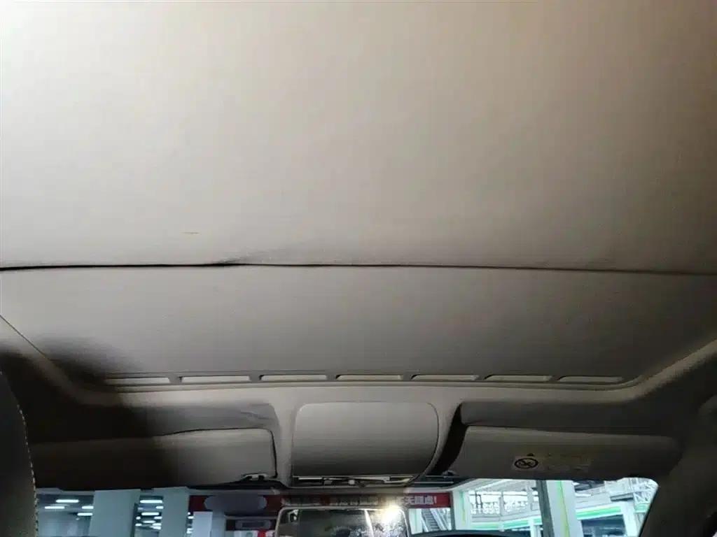 2016 Polo 1.6L Automatic Comfort Model — миниатюра 18