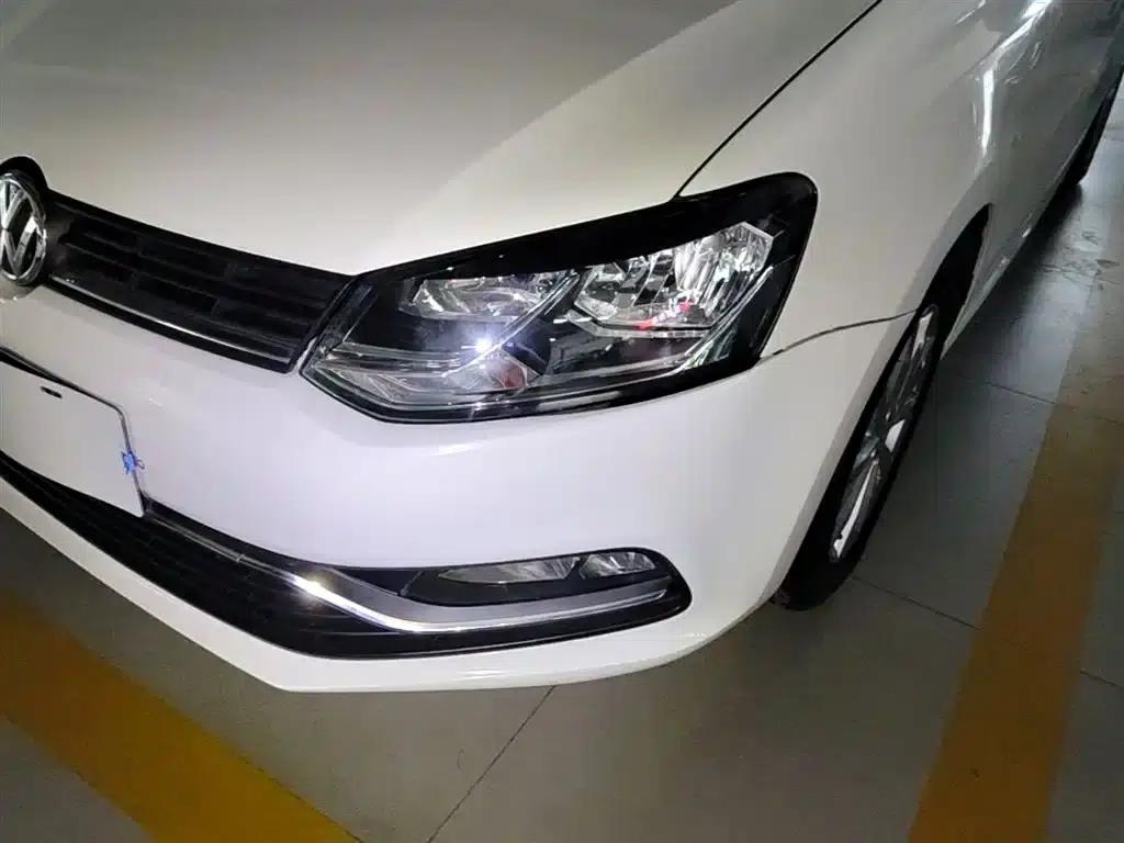 2016 Polo 1.6L Automatic Comfort Model — миниатюра 24