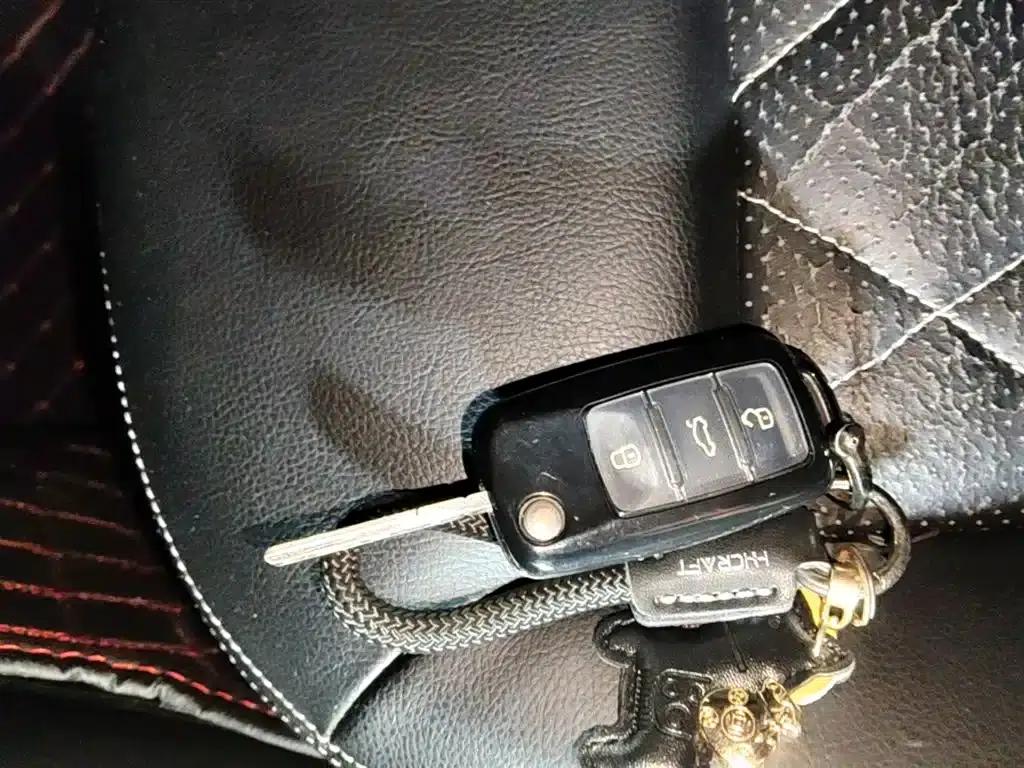 2016 Polo 1.6L Automatic Comfort Model — миниатюра 9