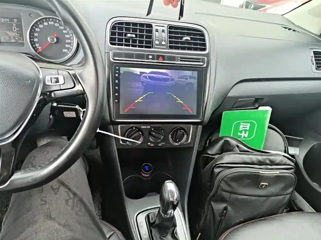 2016 Polo 1.6L Automatic Comfort Model — миниатюра 13