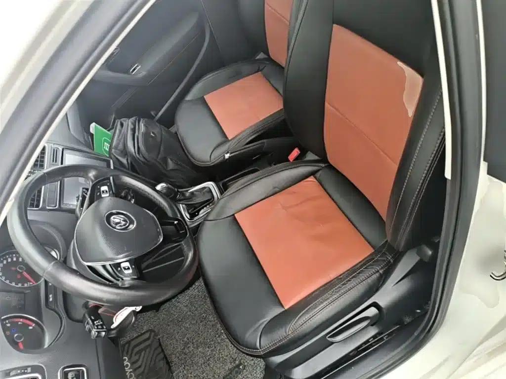 2016 Polo 1.6L Automatic Comfort Model — миниатюра 15