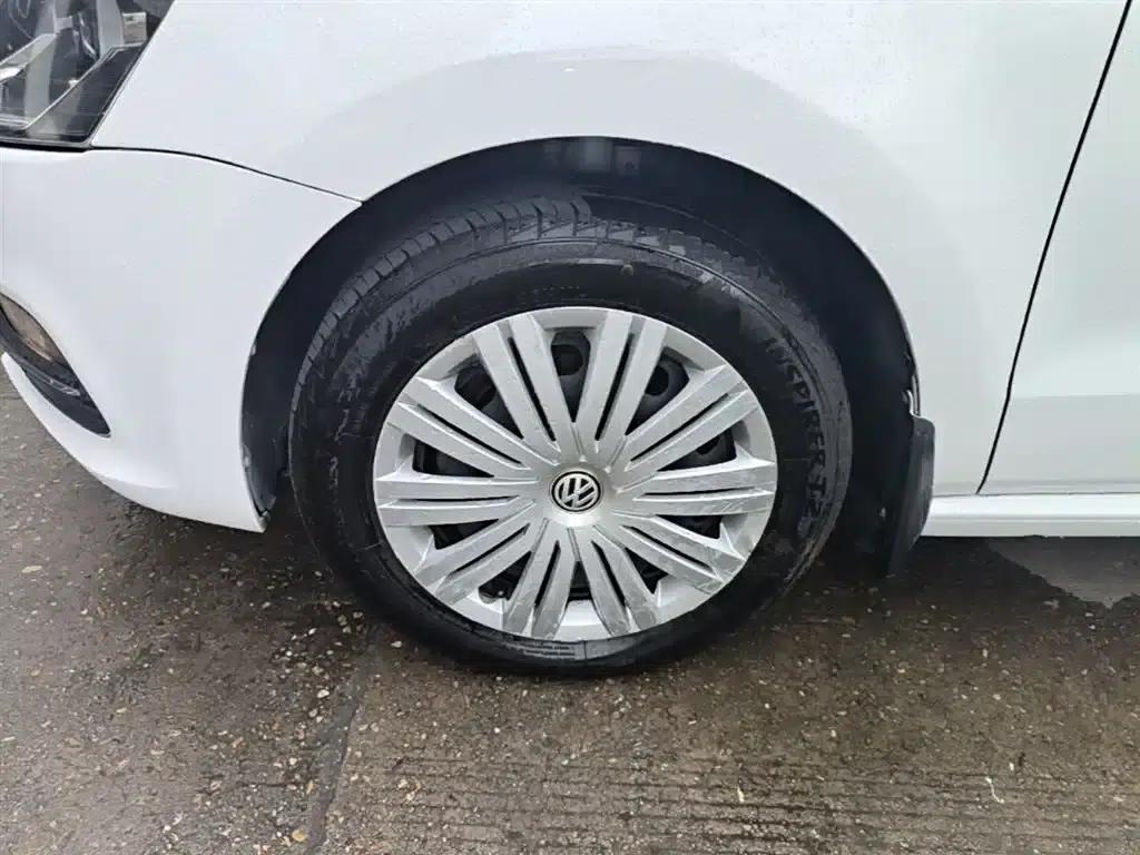 2016 Polo 1.6L Automatic Comfort Model — миниатюра 23