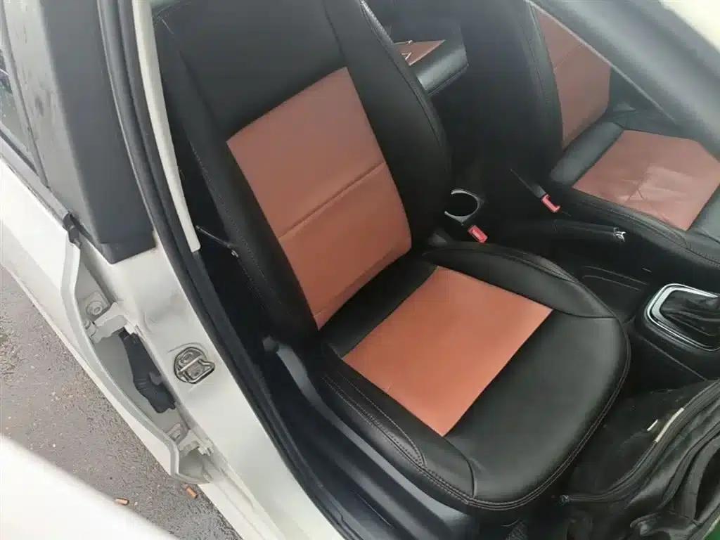 2016 Polo 1.6L Automatic Comfort Model — миниатюра 25