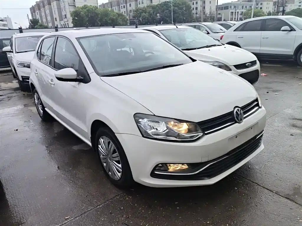 2016 Polo 1.6L Automatic Comfort Model — миниатюра 4