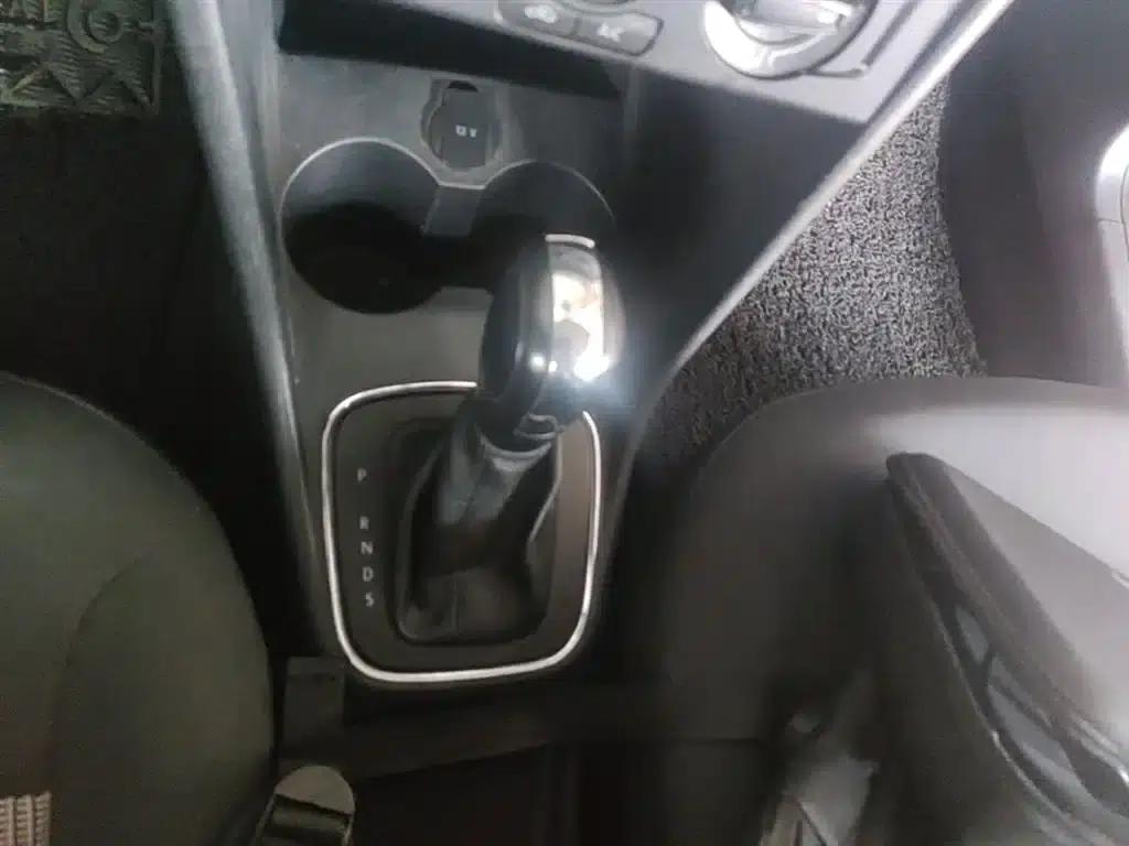 2016 Polo 1.4L Automatic Fashion Edition — миниатюра 14