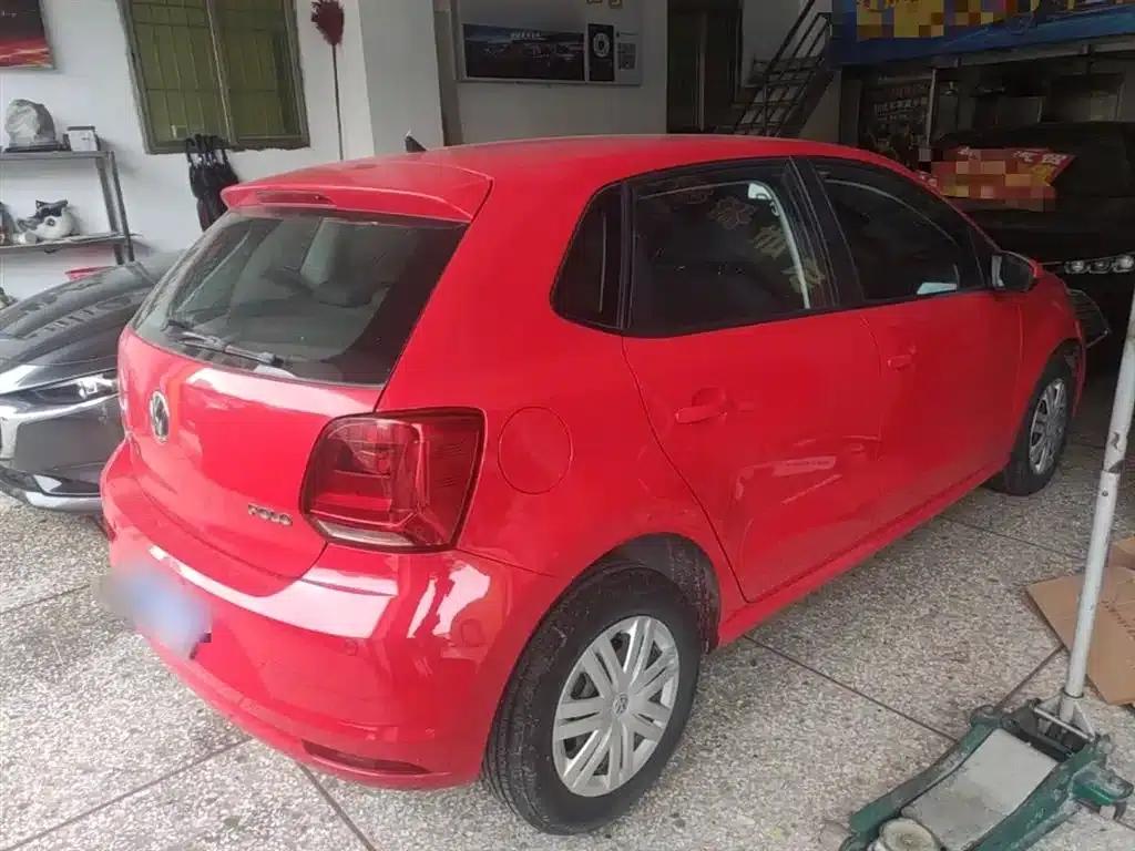 2016 Polo 1.4L Automatic Fashion Edition — миниатюра 7