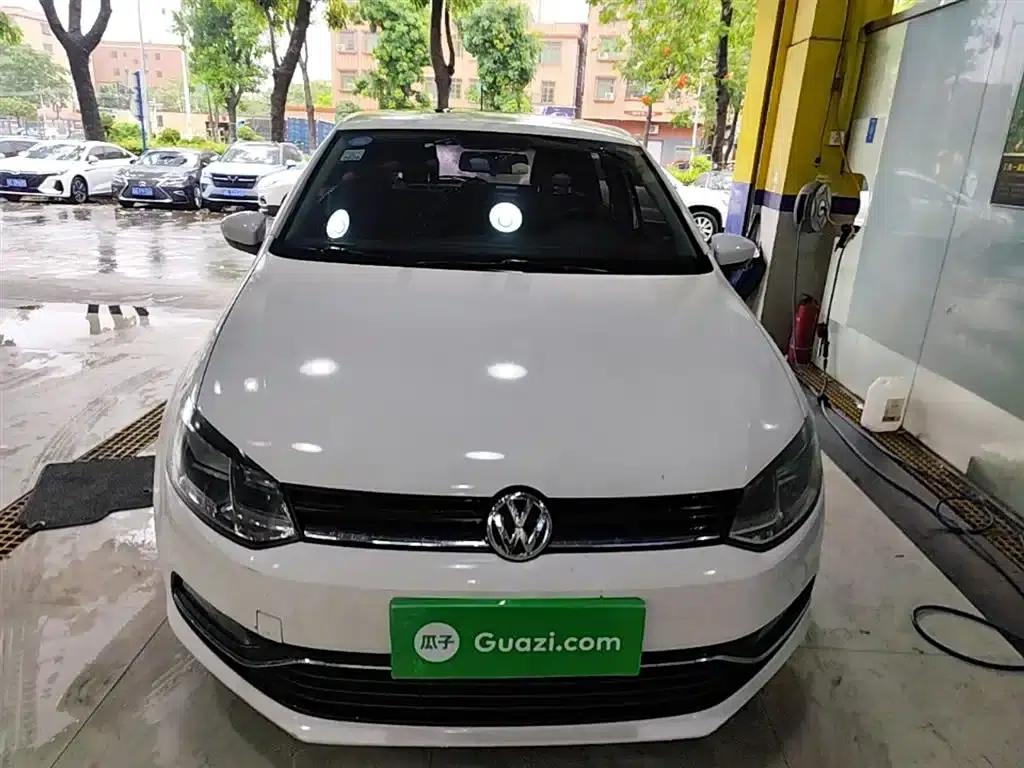2016 Polo 1.6L Automatic Comfort Model — миниатюра 3