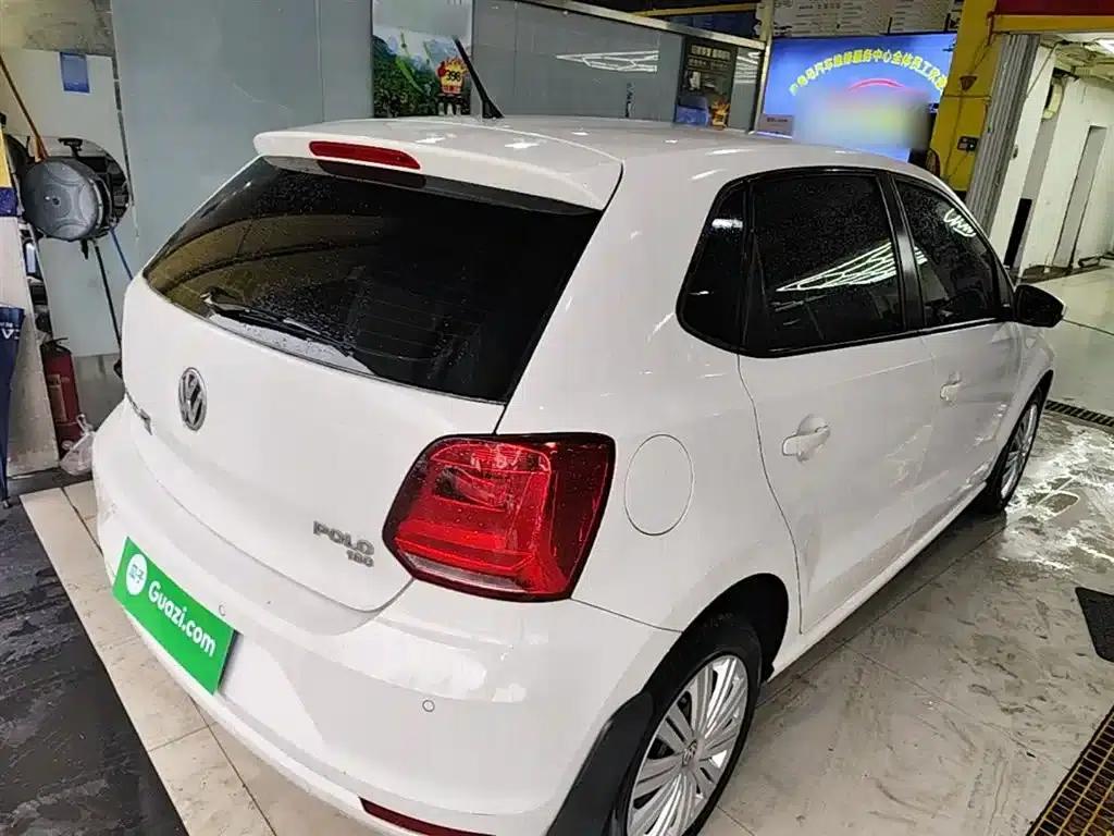 2016 Polo 1.6L Automatic Comfort Model — миниатюра 7