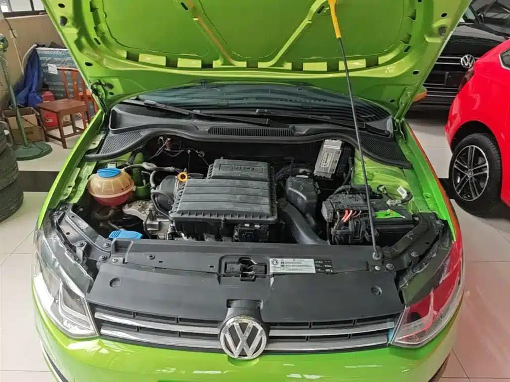2014 Polo 1.6L Automatic Comfort Edition — миниатюра 20