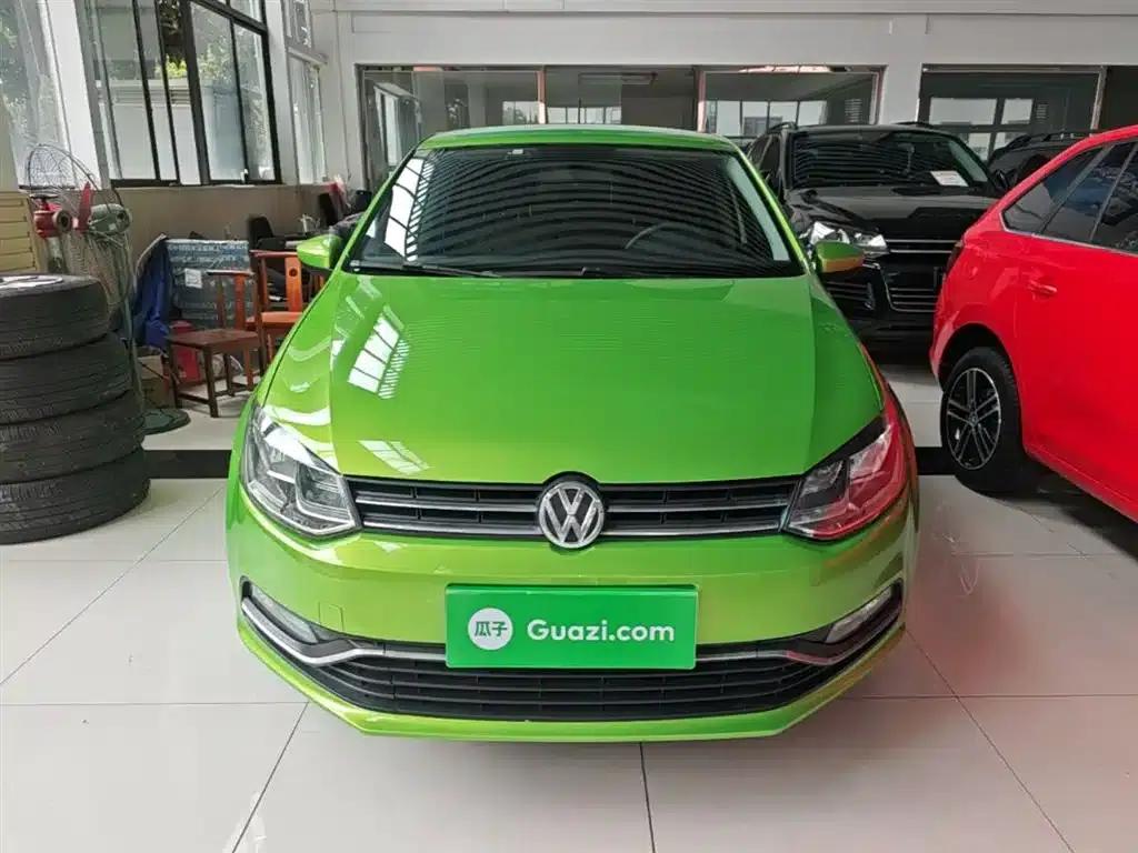 2014 Polo 1.6L Automatic Comfort Edition — миниатюра 3
