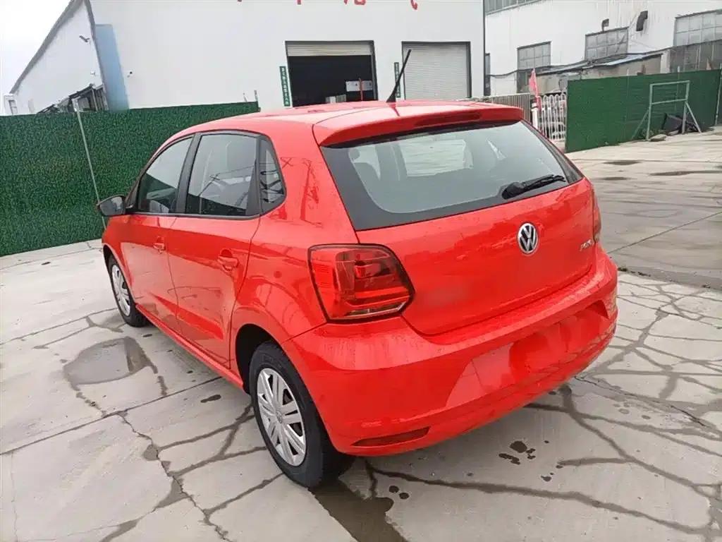 2016 Polo 1.4L Automatic Fashion Edition — миниатюра 5